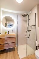 Modern Holiday Apartment With Garden Near the sea