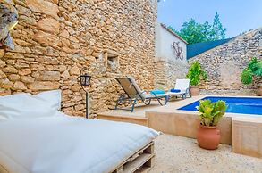Ca Na Missa 10 - Villa With Private Pool In Llubi