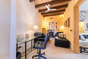Ca Na Missa 10 - Villa With Private Pool In Llubi