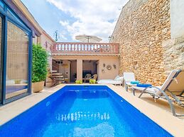 Ca Na Missa 10 - Villa With Private Pool In Llubi