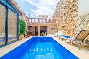 Ca Na Missa 10 - Villa With Private Pool In Llubi