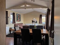 Visserslust Rooms, Appartments and Houseboats