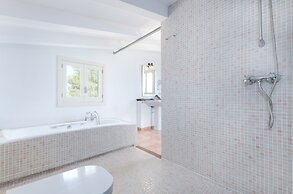 - House In
