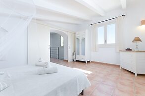 - House In