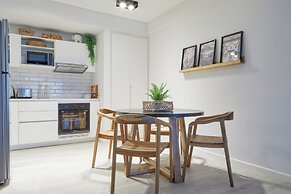 Nido at Palacio Cabrera