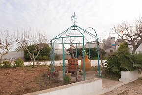 Trulli-style Chalet Near Forest Walks