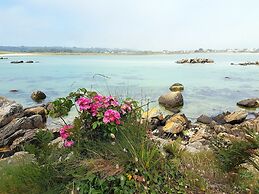 Beachfront Holiday Home in Guisseny