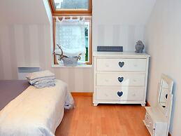 Beachfront Holiday Home in Guisseny