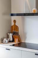 Modern Family Apartment With Balcony and Parking