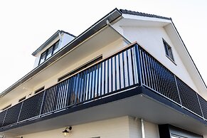 Modern Family Apartment With Balcony and Parking