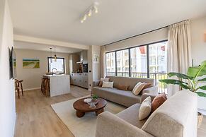 Modern Family Apartment With Balcony and Parking