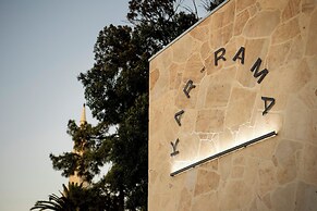 Kar-Rama Hotel