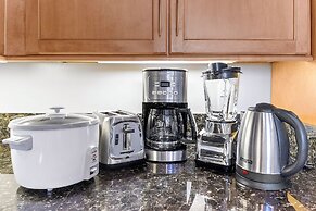 Aqua Palms Condo with City View