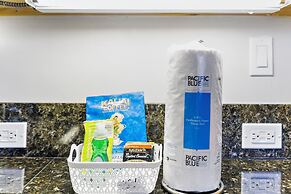 Aqua Palms Condo with City View