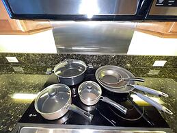 Aqua Palms Condo with City View