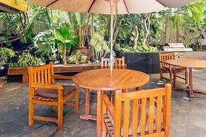 Bamboo Hotel with Pool Access