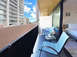 Bamboo Hotel with Pool Access