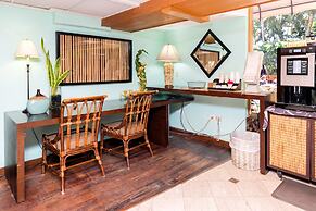 Bamboo Hotel with Pool Access