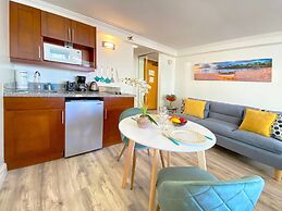 Bamboo Hotel with Pool Access