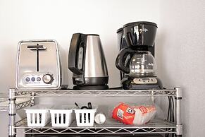 Cozy Studios at Aloha Surf Close to Waikiki Beach