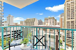 Cozy Studios at Aloha Surf Close to Waikiki Beach