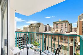 Cozy Studios at Aloha Surf Close to Waikiki Beach