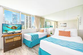 Cozy Studios at Aloha Surf Close to Waikiki Beach