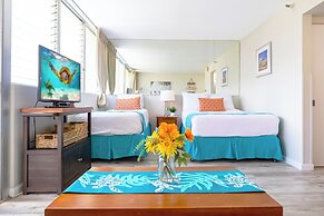 Cozy Studios at Aloha Surf Close to Waikiki Beach