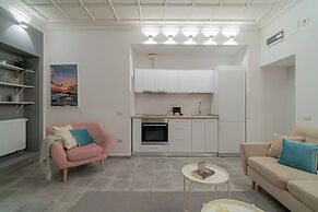 HOLT's Exclusive Flats Near Cismigiu