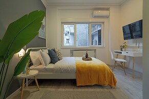 HOLT's Exclusive Flats Near Cismigiu