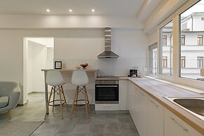 HOLT's Exclusive Flats Near Cismigiu