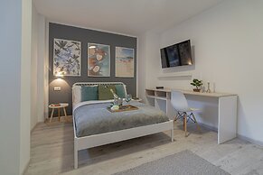 HOLT's Exclusive Flats Near Cismigiu