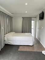 Dash motel