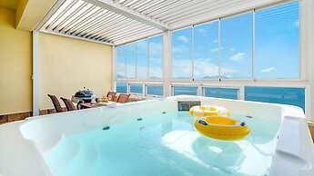 Yeosu Stay Raonpine Spa Pension