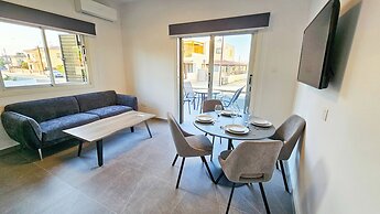 La Magenta Apartments