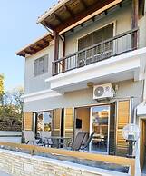 La Magenta Apartments