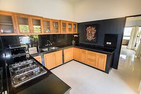 3 BR luxury beachfront with private pool