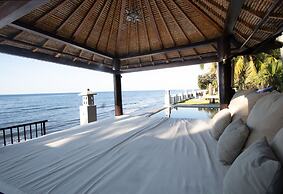 3 BR luxury beachfront with private pool