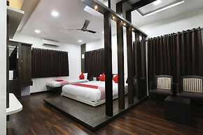 Vishnupriya Grand