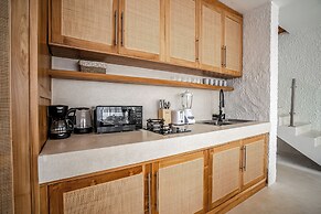 Tropical Tribe Villa by EVDEkimi - 3 BR