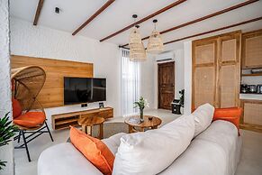 Tropical Tribe Villa by EVDEkimi - 3 BR