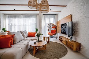 Tropical Tribe Villa by EVDEkimi - 3 BR