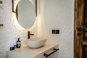 Tropical Tribe Villa by EVDEkimi - 3 BR