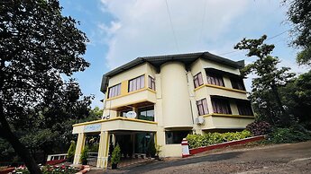 Nature Forest View Resort