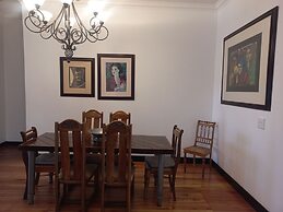 Jakes's Place Modern Comfortable & Sunny 3-bedroom House in Kensington