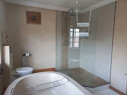 Jakes's Place Modern Comfortable & Sunny 3-bedroom House in Kensington