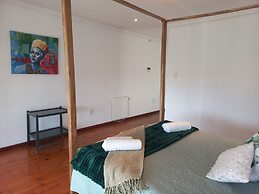 Jakes's Place Modern Comfortable & Sunny 3-bedroom House in Kensington