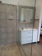 Jakes's Place Modern Comfortable & Sunny 3-bedroom House in Kensington