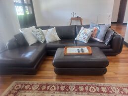 Jakes's Place Modern Comfortable & Sunny 3-bedroom House in Kensington