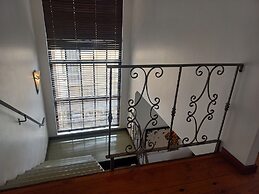 Jakes's Place Modern Comfortable & Sunny 3-bedroom House in Kensington